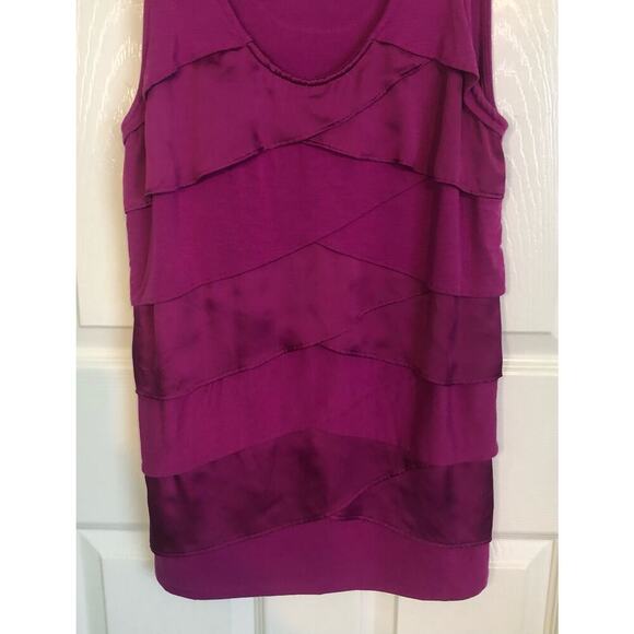 Express Magenta Tiered Satin Ruffle Front Tank Top Work Top Formal Size Small - Picture 4 of 7